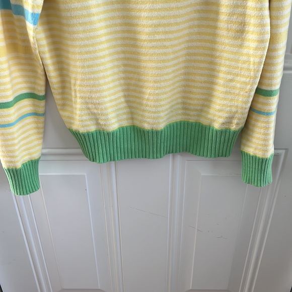 (5/$20) IZOD Medium Yellow and White Stripe Sweater - Picture 5 of 5